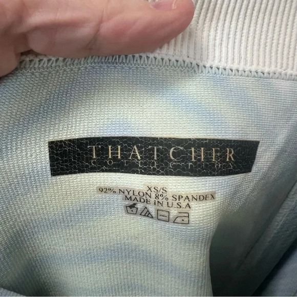 Thatcher from Neiman Marcus jungle print body con skirt size extra small/small - Picture 3 of 5